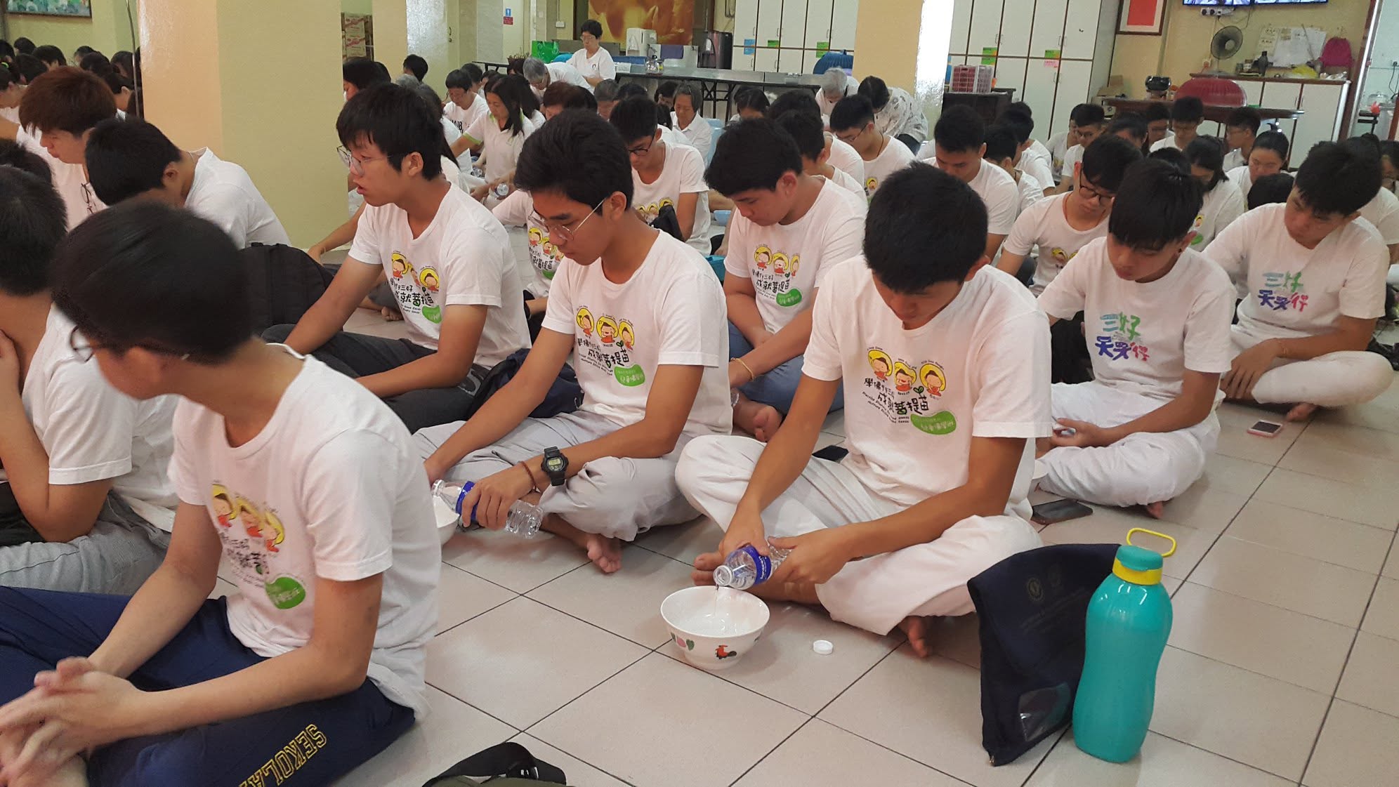 2019 Selangor · Happy Garden — Young Volunteers Serve the Saṅgha in Alms-round & Dhamma Propagation - Image 8