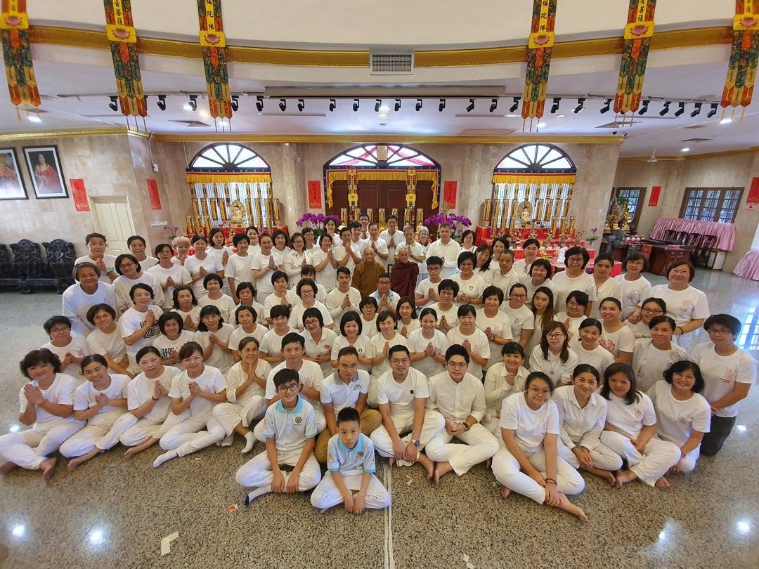 2019 Selangor · Happy Garden — Young Volunteers Serve the Saṅgha in Alms-round & Dhamma Propagation - Image 3