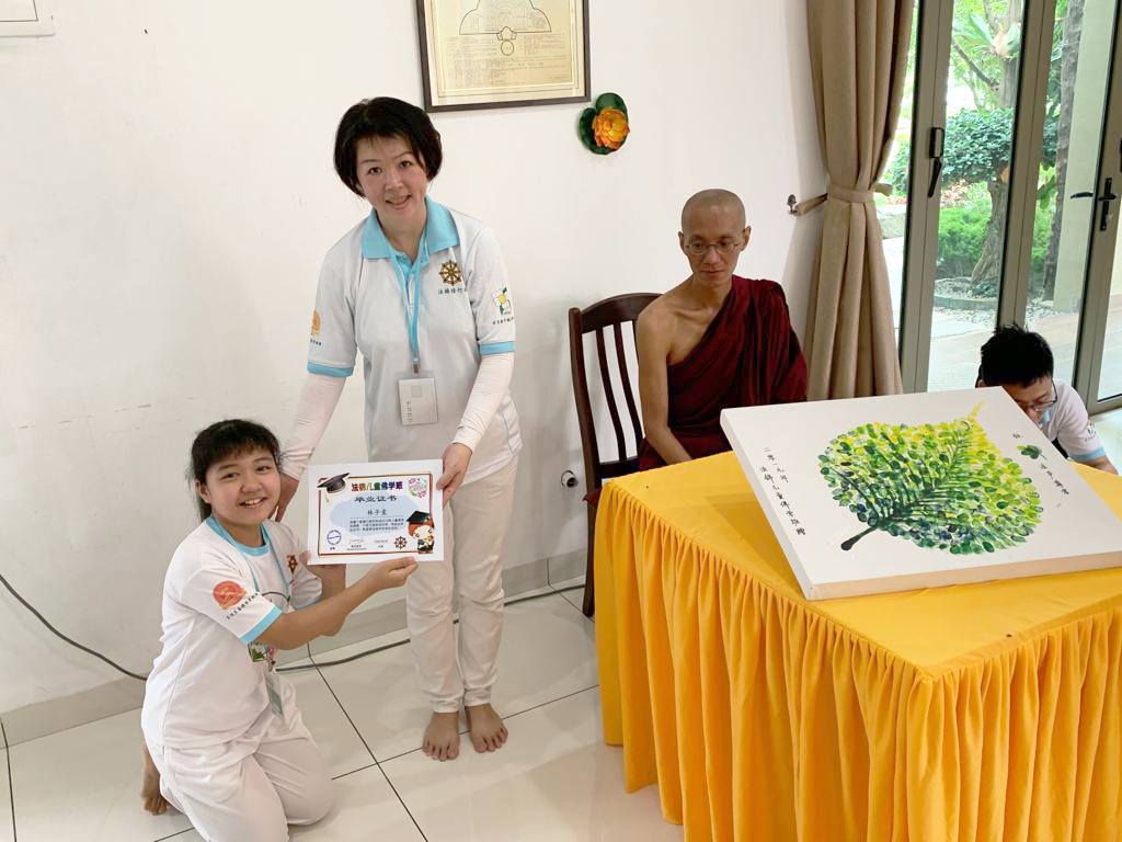 2018/19 DhammaJāta Children Sunday School Graduate - Image 17