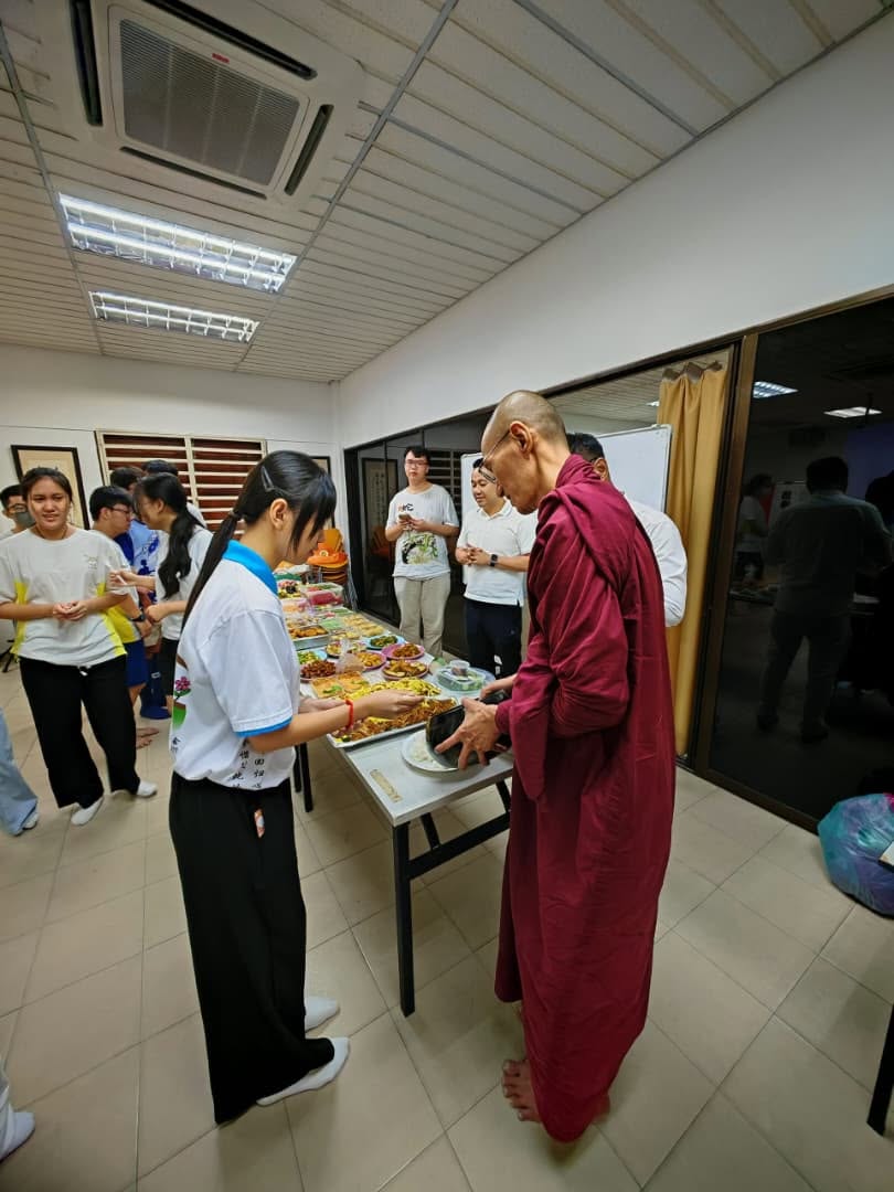 2025 Penang Island Chung Hwa Confucian High School Buddhist Society Learning Dhamma - Image 12