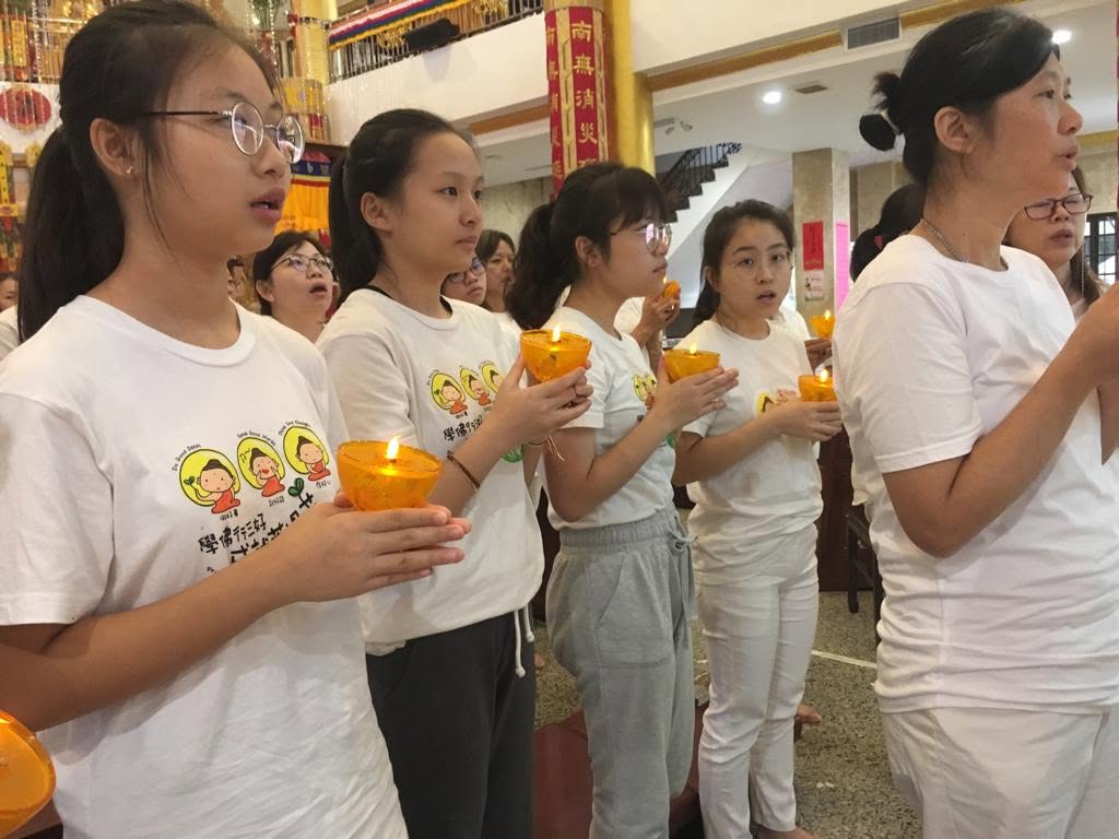 2019 Selangor · Happy Garden — Young Volunteers Serve the Saṅgha in Alms-round & Dhamma Propagation - Image 13